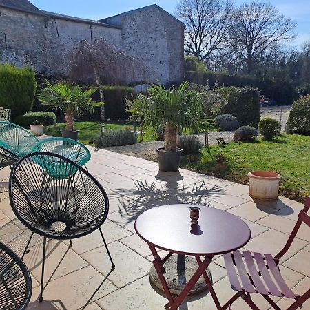 Chambre D'Elisabeth A La Ferme Montépilloy Εξωτερικό φωτογραφία