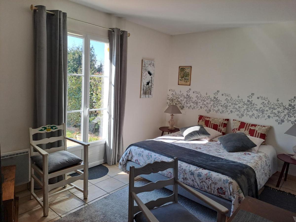 Chambre D'Elisabeth A La Ferme Montépilloy Εξωτερικό φωτογραφία